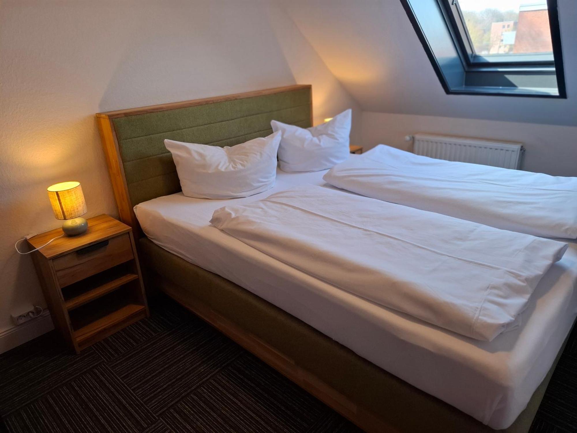 Hotel Am Schwarzen Berg Stade Kültér fotó