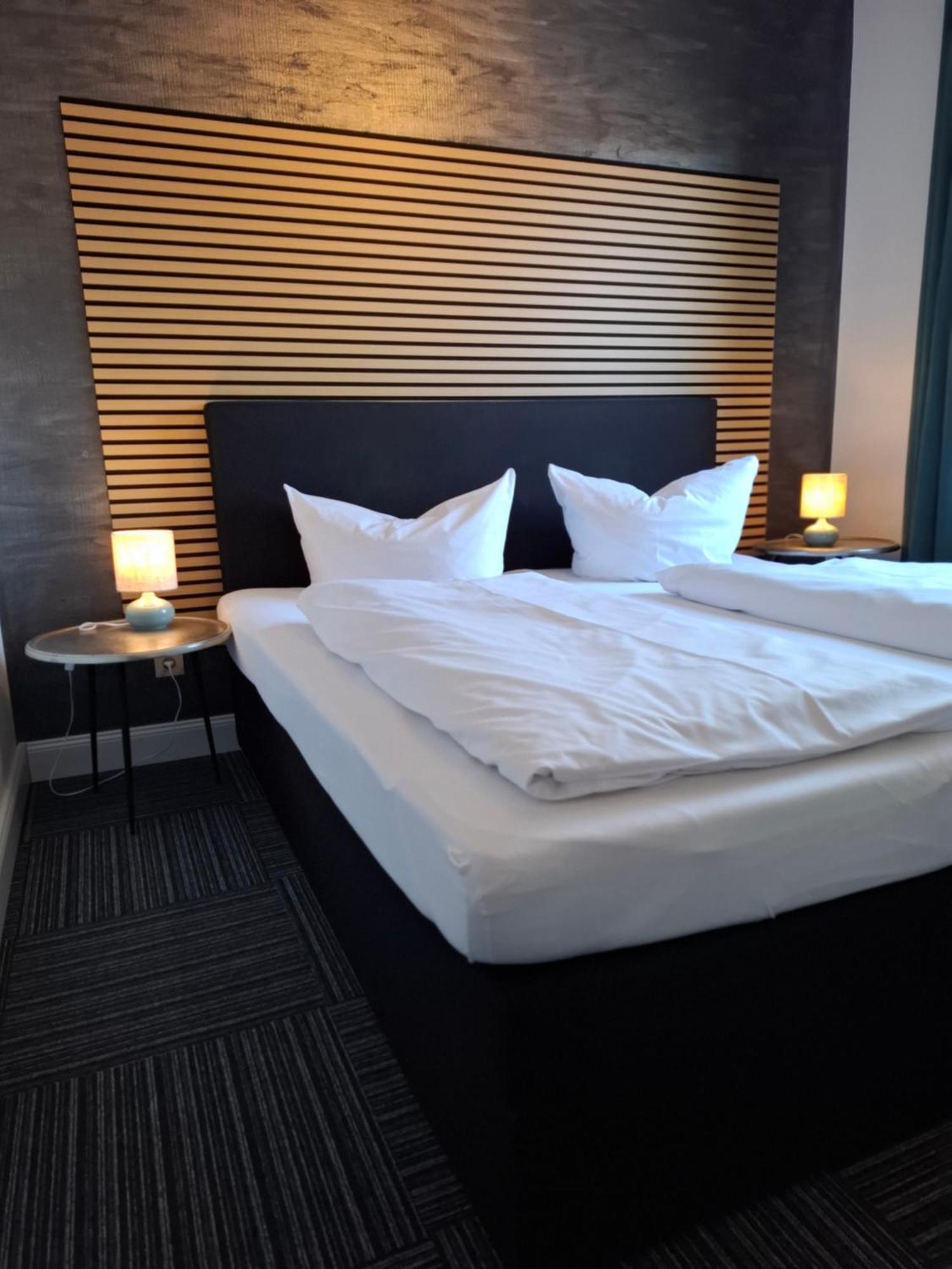 Hotel Am Schwarzen Berg Stade Kültér fotó