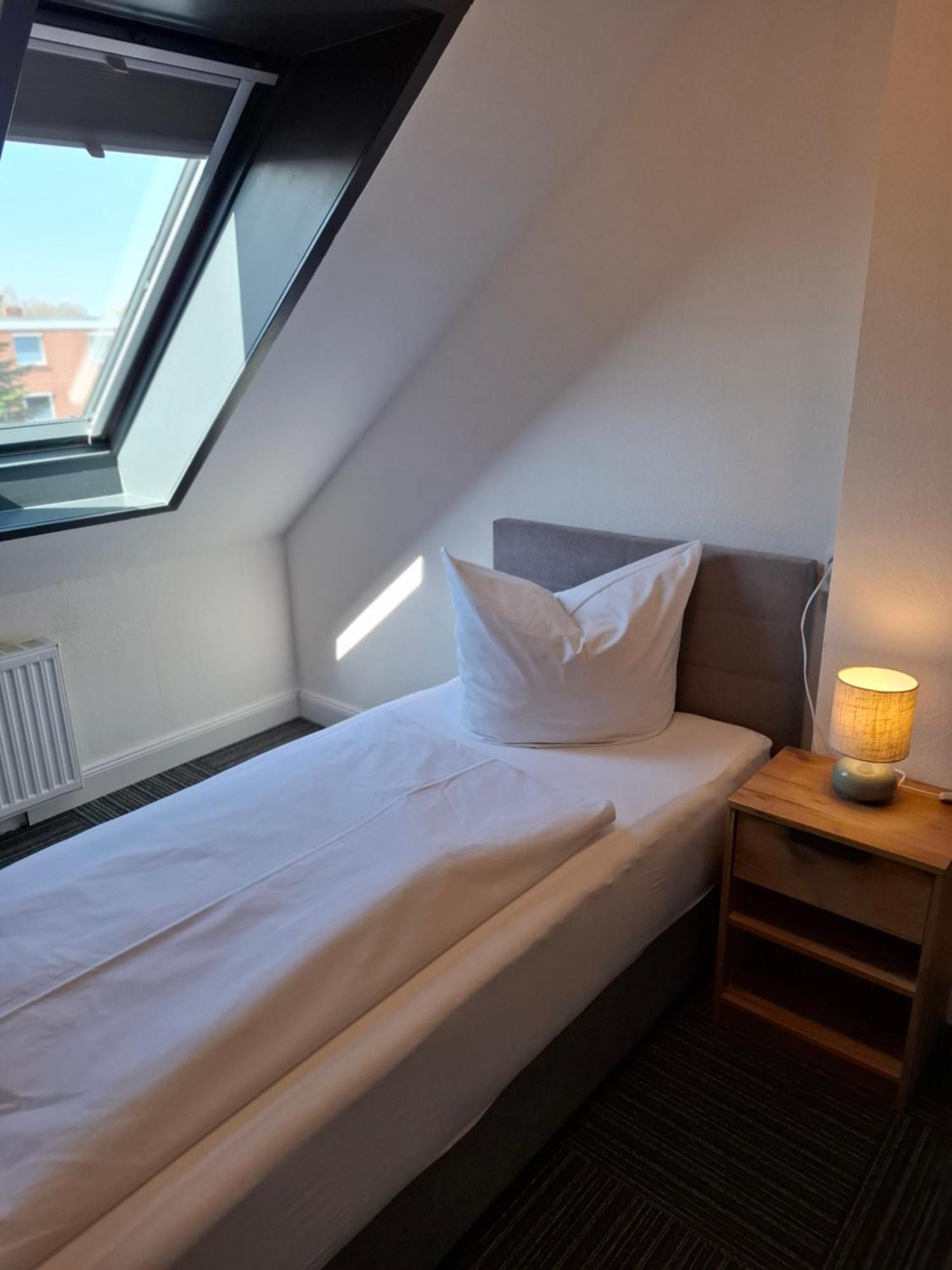 Hotel Am Schwarzen Berg Stade Kültér fotó